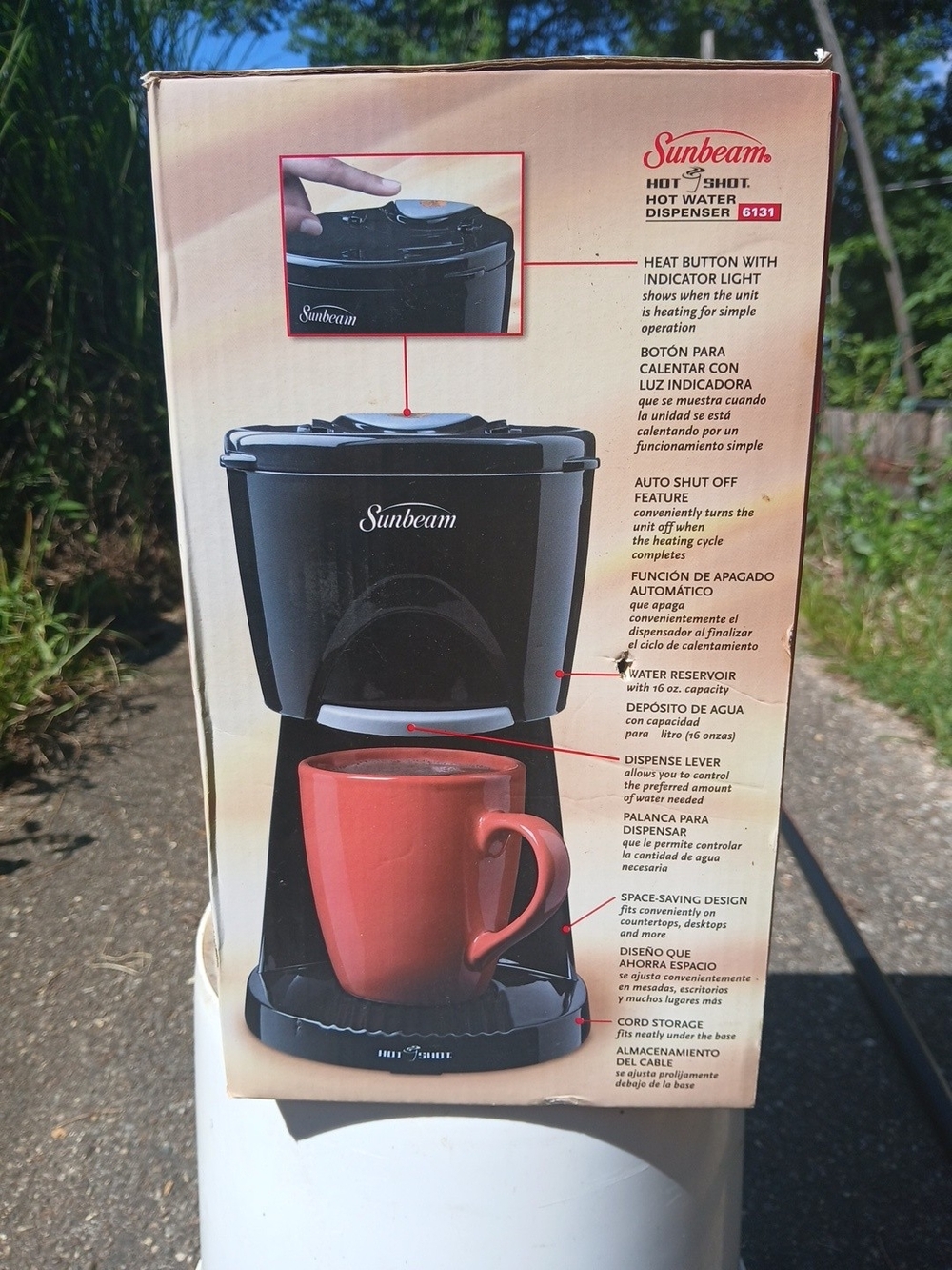 Sunbeam Hot Shot Hot Water Dispenser 6131 - Black with Red Accent - Picture 2 of 6
